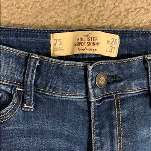 ‼️High Rise Hollister Size 7S ‼️